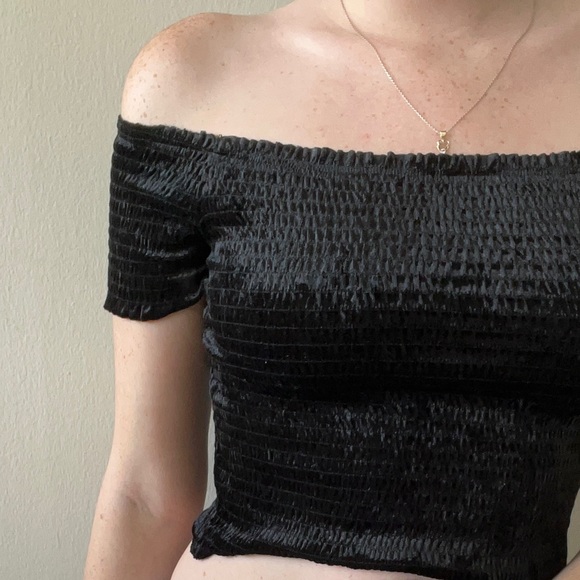 Garage black crop top - Picture 2 of 4